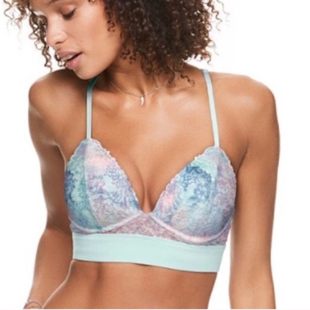 PINK VS BRALETTE